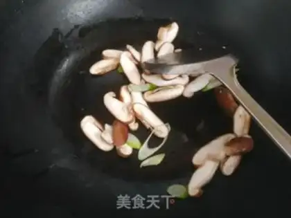 Make Soup with mushrooms and tofu step 2