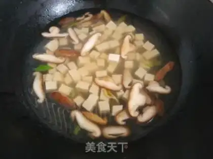 Make Soup with mushrooms and tofu step 5