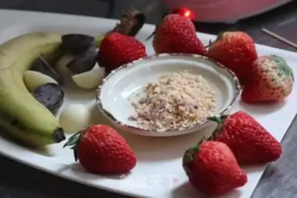 Make Strawberry chocolate step 0