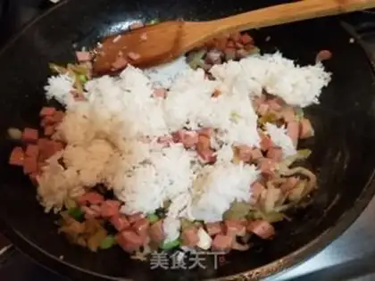 Make Squeeze lunch and fried rice step 7