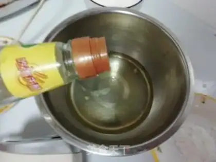 Make Cloud bread step 1