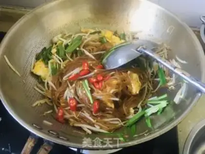 Make Spaded fried eggs step 10