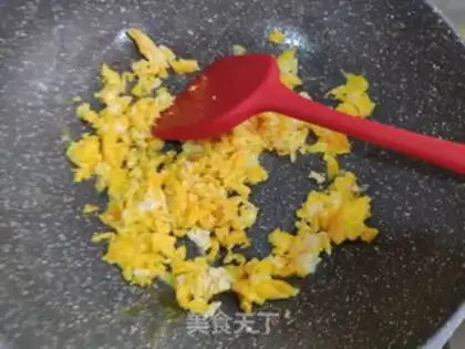 Make Egg fried rice step 2