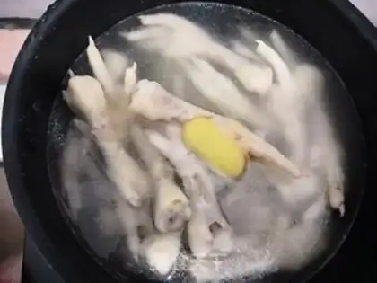 Make The phoenix claw step 0