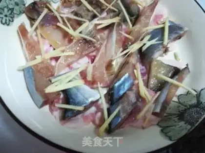 Make Five-flower steamed fish step 4