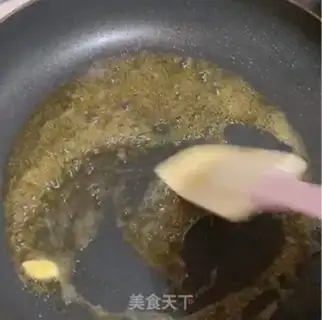 Make Strawberry Moose step 1