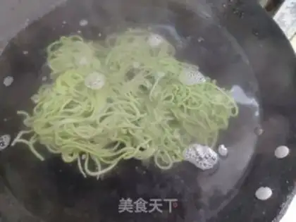 Make Pineapple noodles step 4