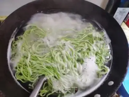 Make Pineapple noodles step 5