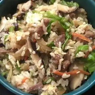 Make Plum mushroom fried rice step 19