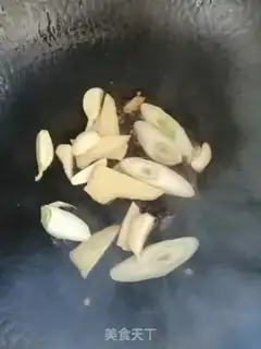 Make Chicken stew mushrooms step 1