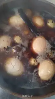 Make Five spicy tea eggs step 1