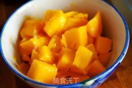 Make Fresh mango juice step 1