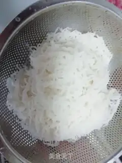 Make Puffed rice powder step 0