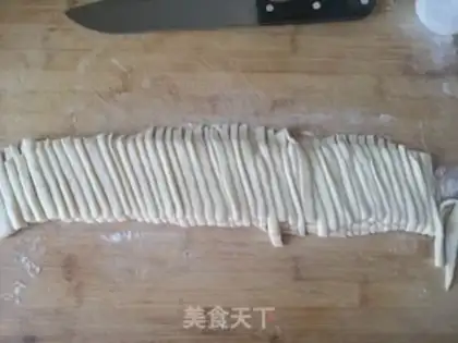 Make Hands on the face step 16