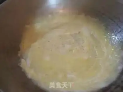 Make Egg roll sushi step 4