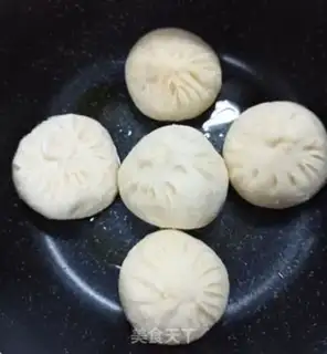 Make Frozen buns step 2