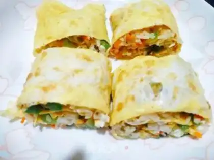 Make Egg roll sushi step 14
