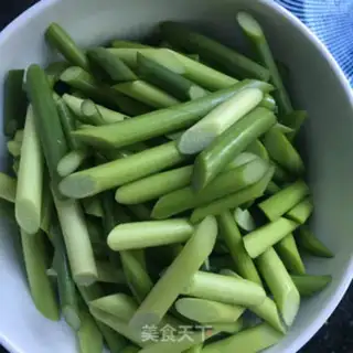 Make Scratch pepper and garlic step 2