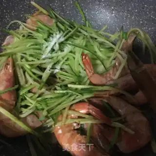 Make Shrimp radish soup step 6