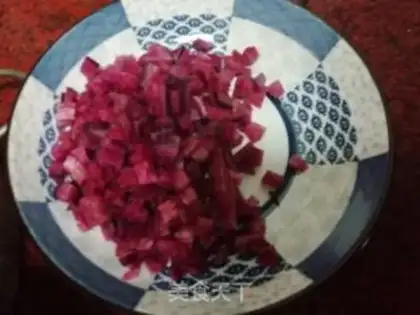Make The radish egg sauce noodles step 1