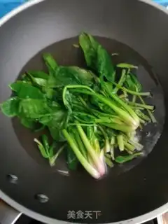 Make Pinky spinach step 3