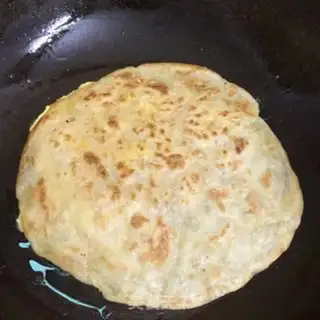 Make Hand grab cake step 3