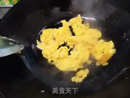 Make Beef pelt and egg fried rice step 1