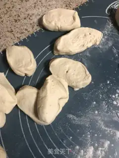 Make Delicious shrimp buns step 2
