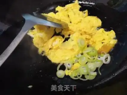 Make Beef pelt and egg fried rice step 2