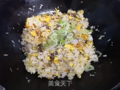 Make Beef pelt and egg fried rice step 8