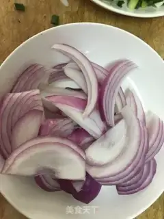 Make Onion fried lamb step 2