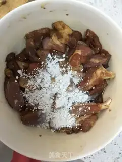 Make Onion fried lamb step 3