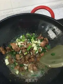 Make Onion fried lamb step 6