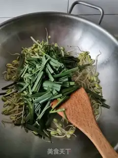Make The bean sprouts step 5