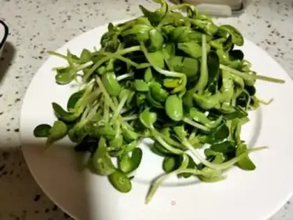 Make Chicken-cracked beans step 3