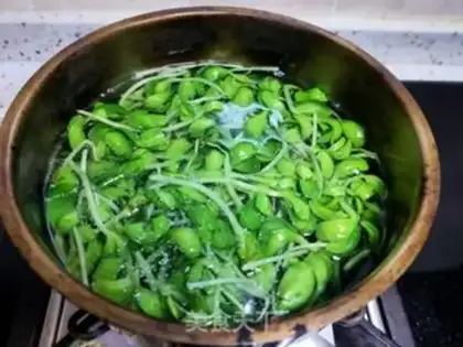 Make Chicken-cracked beans step 4