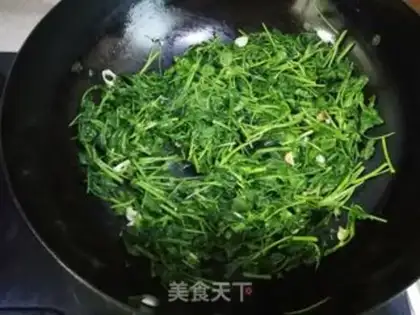 Make Garlic flower step 4