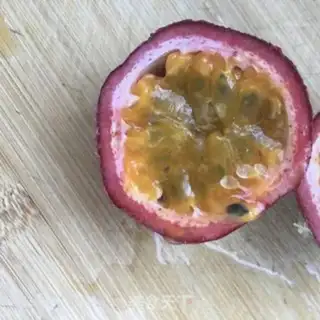 Make A bee of vanilla fruit step 5