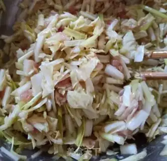 Make "Spring rolls." step 3