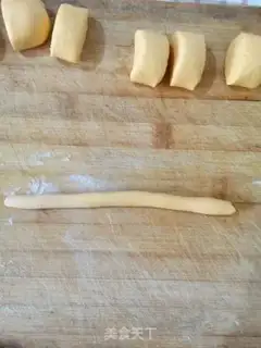 Make Pumpkin sesame sticks step 4
