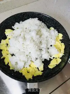 Make Egg fried rice step 3