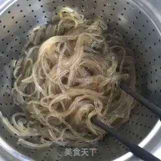 Make Garlic sprouts step 2