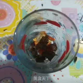 Make Lingxie makes tea step 2