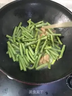 Make Sheep bean horns step 6