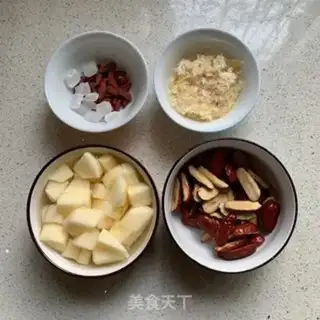 Make Apple dates, golden oars step 1