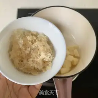 Make Apple dates, golden oars step 2