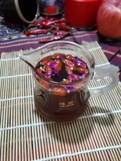 Make Black sugar roses and tea step 7