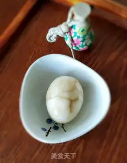 Make Five fragrance eggs step 7