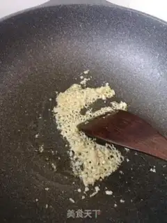 Make Garlic pinocchio fan pie step 5