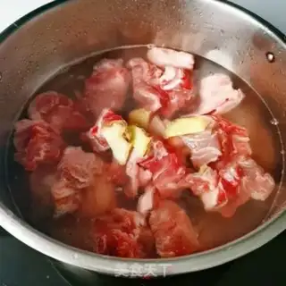 Make Burning lamb radish step 0